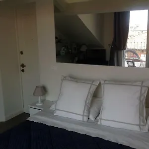  Appartement Pied A Terre With Terrazza In City Center